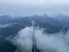 2023多彩贵州·第十六届中国原生态国际摄影大展 · 凡品 的图集