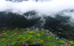 第十五届多彩贵州·中国原生态国际摄影大展·”空中瞰贵州”主题征稿 · 大庄的汉子 的图集
