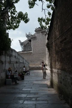 2025多彩贵州·第十八届中国原生态国际摄影大展 · 邹映湉 的图集