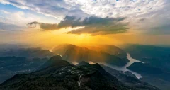 夕照乌江