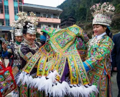 多彩贵州·第十四届中国原生态国际摄影大展 · 无线的风筝 的图集