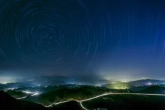《高原星空》