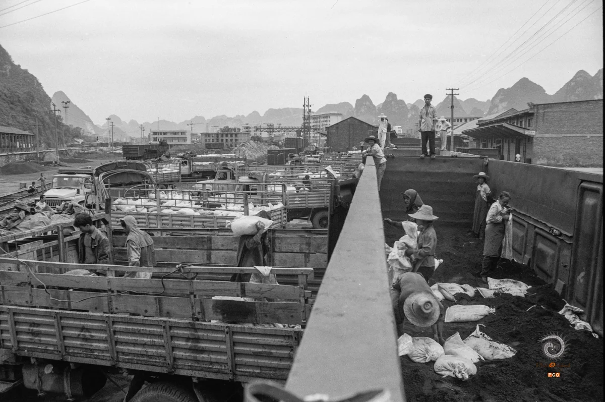 《别了，黔桂老铁路》