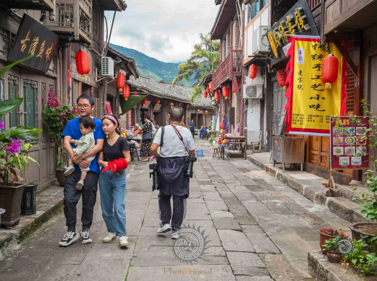 2024多彩贵州·第十七届中国原生态国际摄影大展展览 · 摄影大展官方客服 的图集