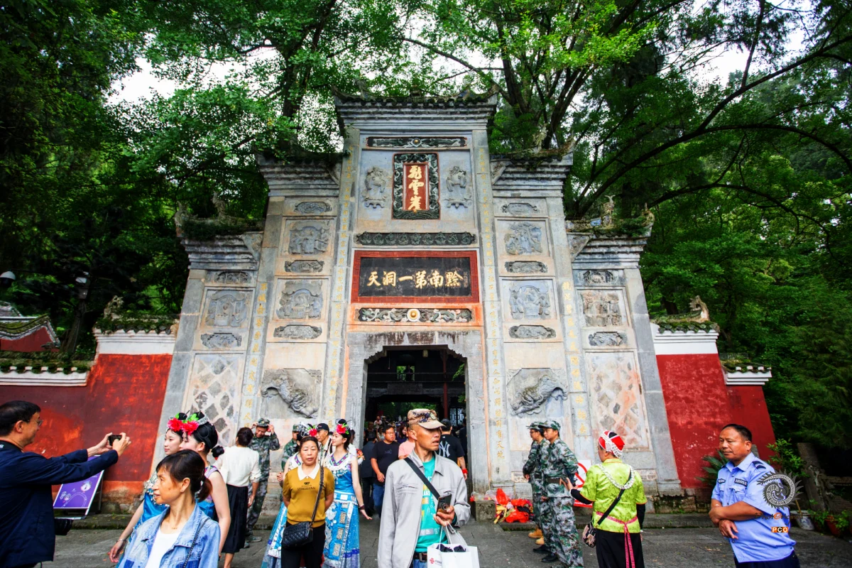 2025多彩贵州·第十八届中国原生态国际摄影大展 · 朱进 的图集