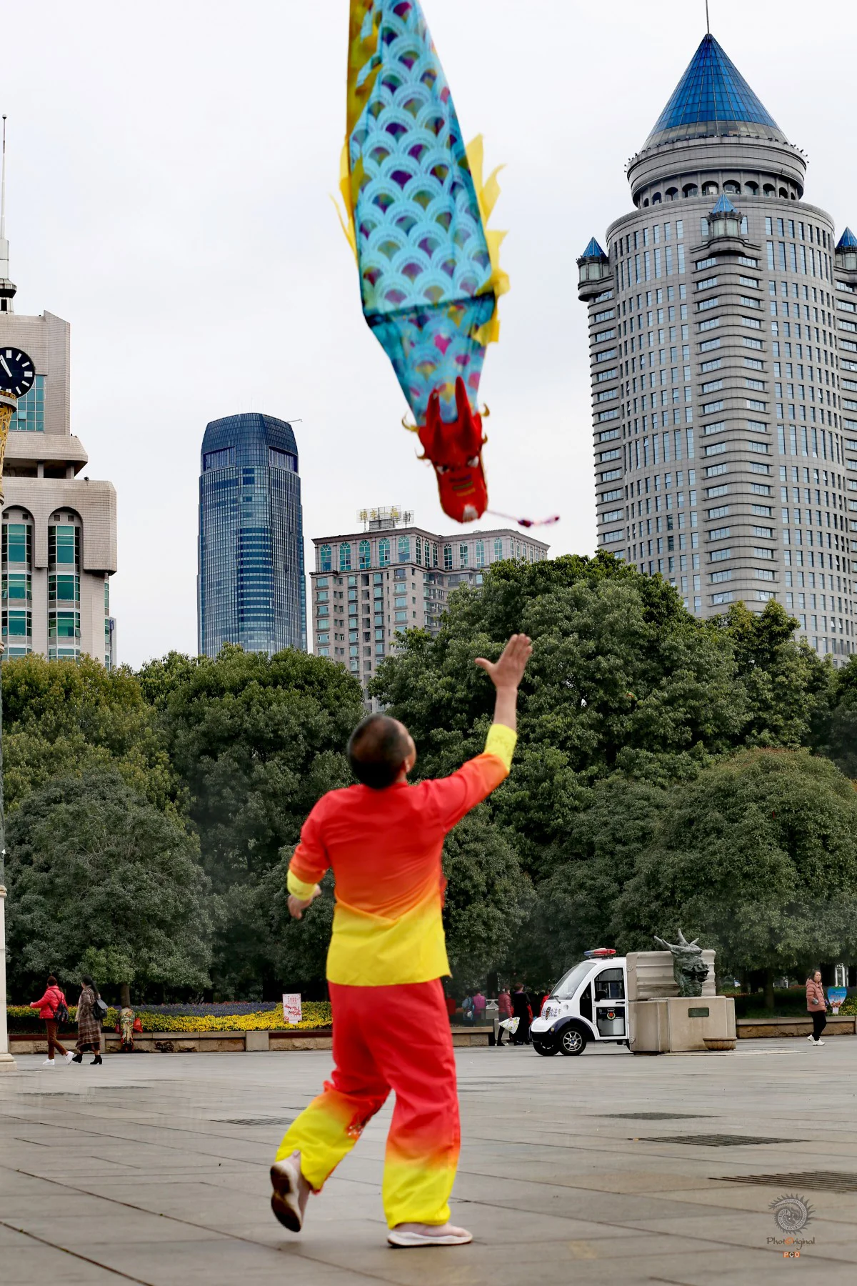 多彩贵州·第十四届中国原生态国际摄影大展 · 挺拳而立 的图集