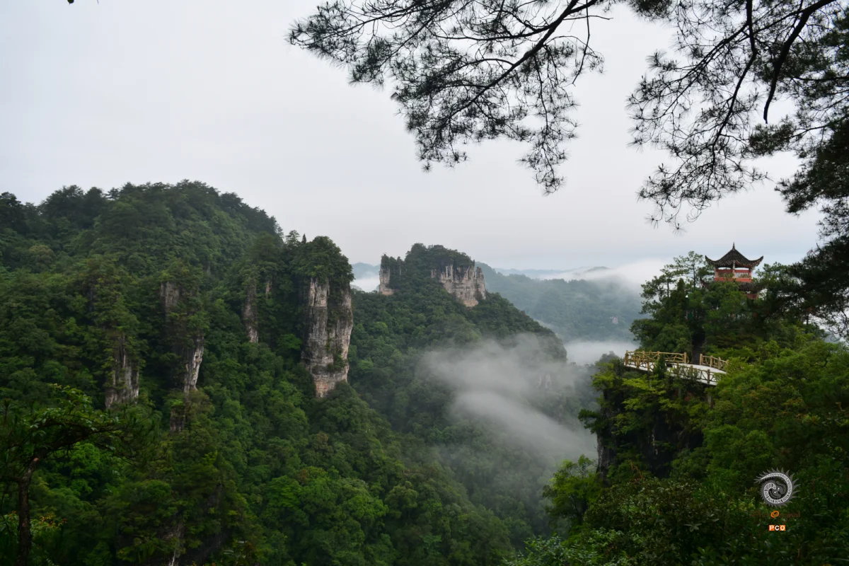 贵州施秉：云台山风景美如画