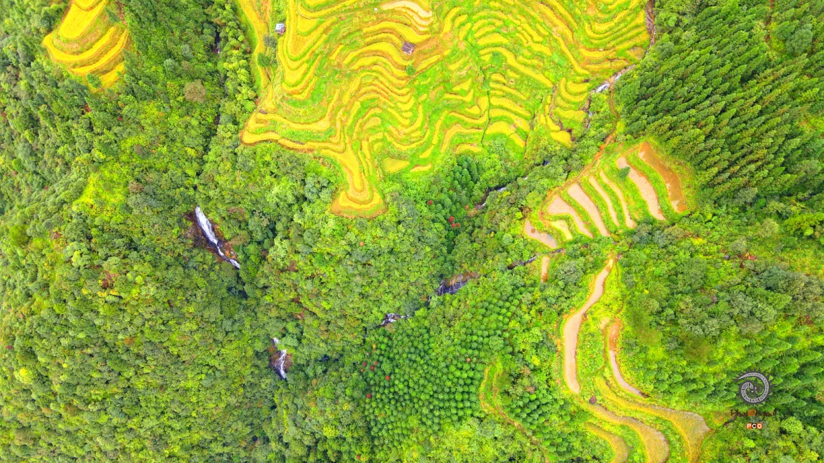 第十五届多彩贵州·中国原生态国际摄影大展·”空中瞰贵州”主题征稿 · 寻觅乡愁 的图集