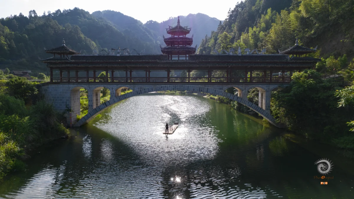 2023多彩贵州·第十六届中国原生态国际摄影大展 · 潘邵平 的图集