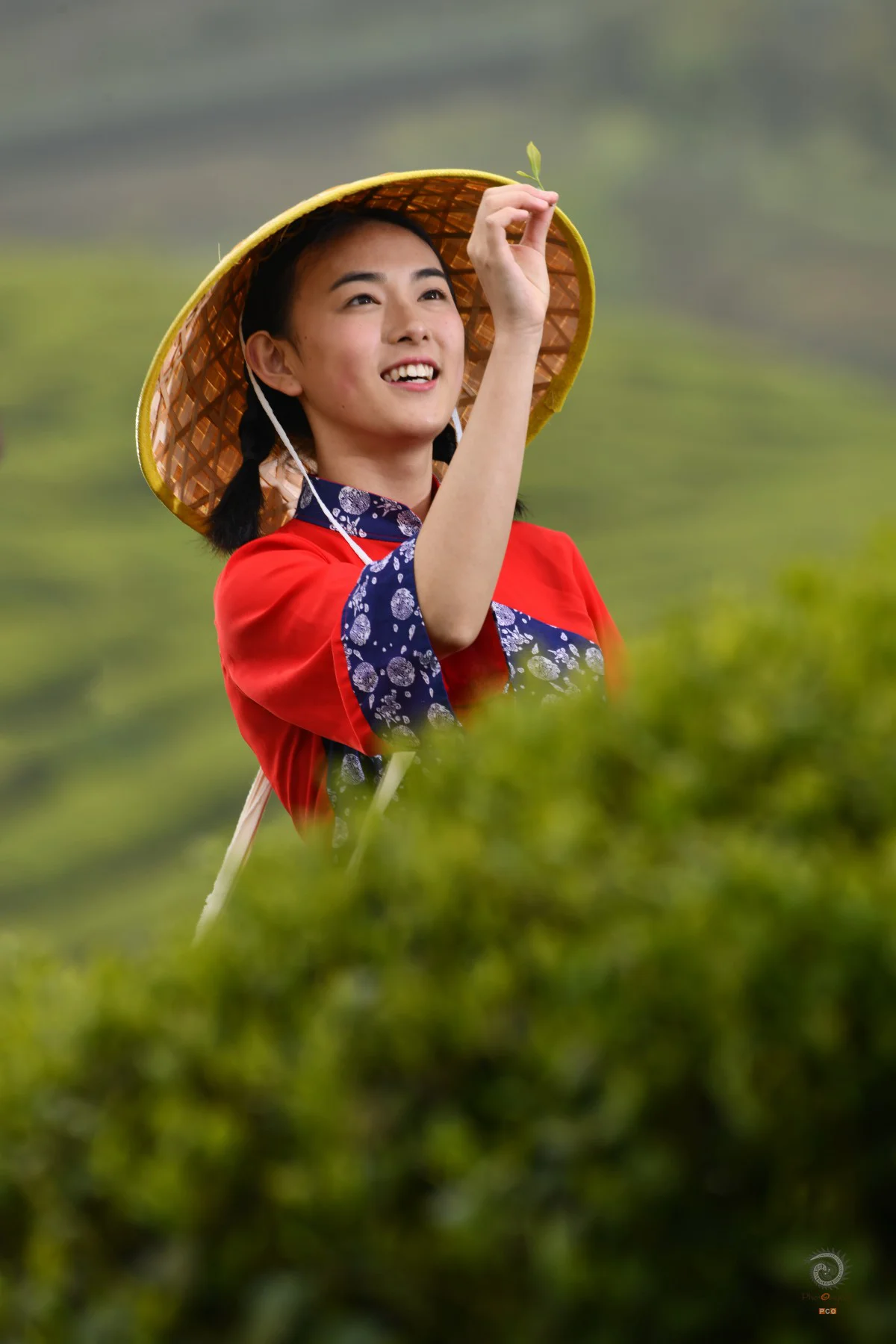 多彩贵州·第十四届中国原生态国际摄影大展 · 光头果果 的图集