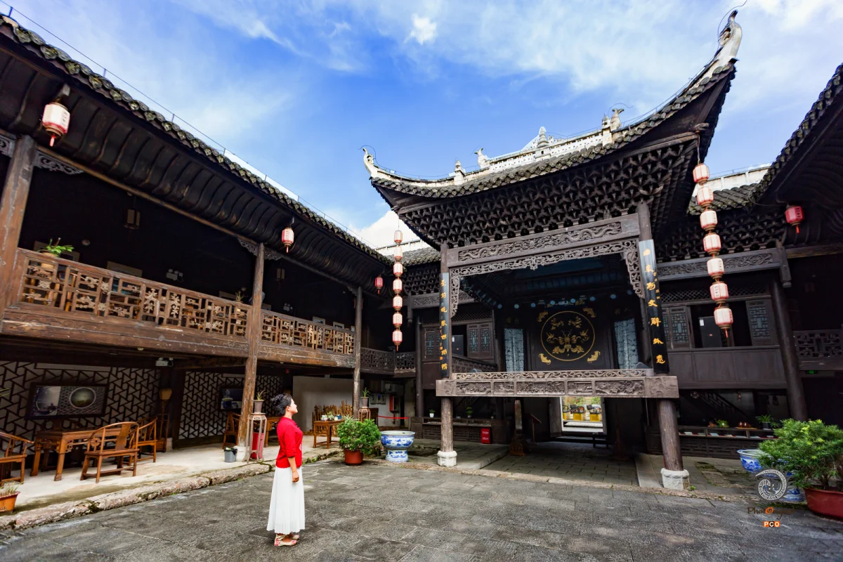 ​2024多彩贵州·第十七届中国原生态国际摄影大展 · 朱进 的图集