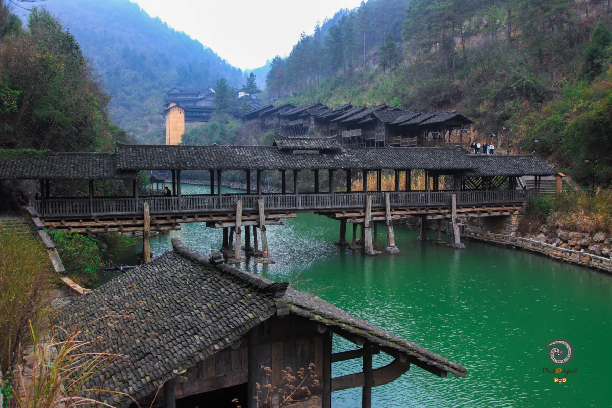 2023多彩贵州·第十六届中国原生态国际摄影大展 · 山南风语 的图集