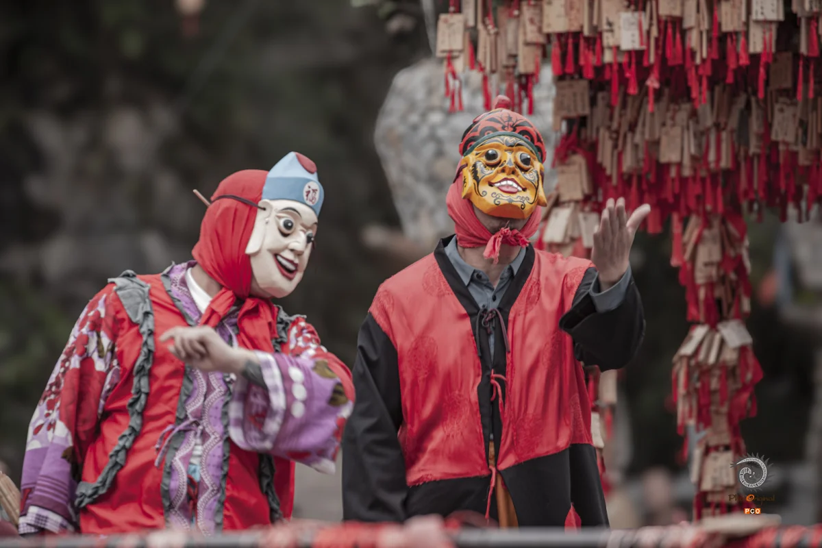 ​2024多彩贵州·第十七届中国原生态国际摄影大展 · 照相的胡子哥 的图集
