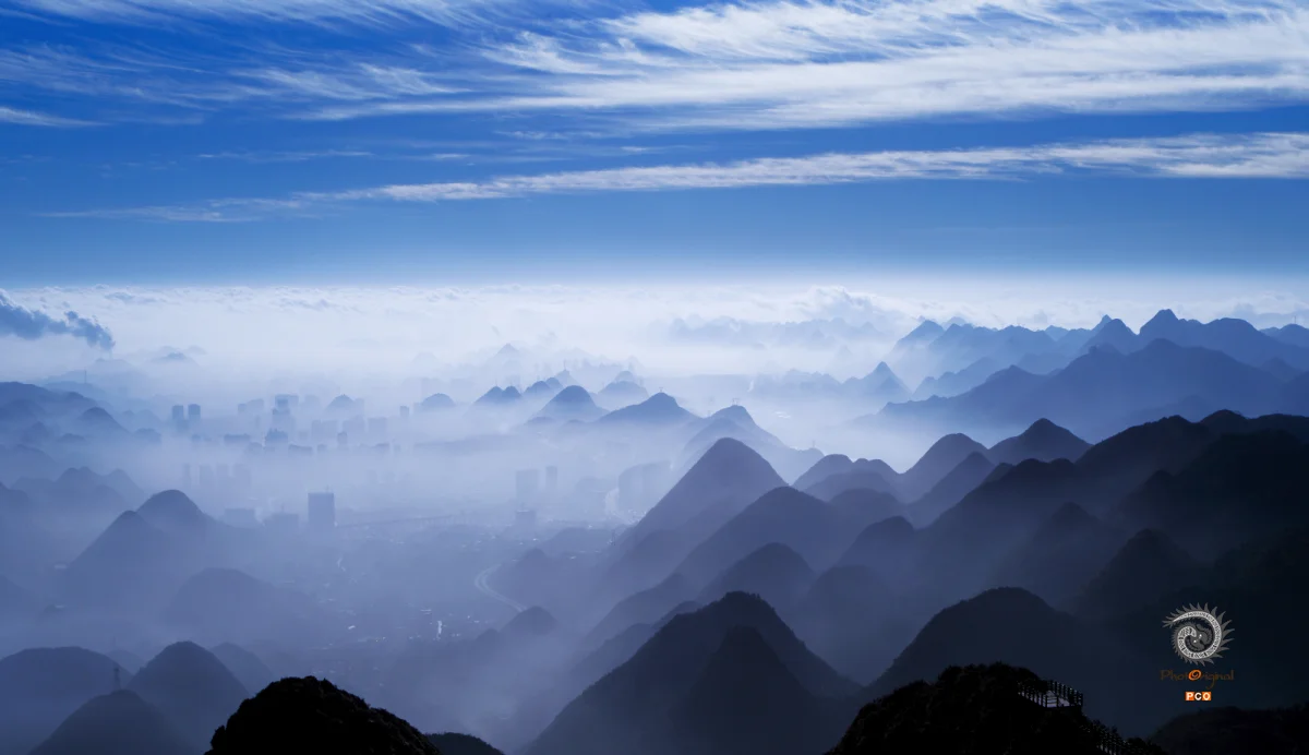 《云贵万重山》
