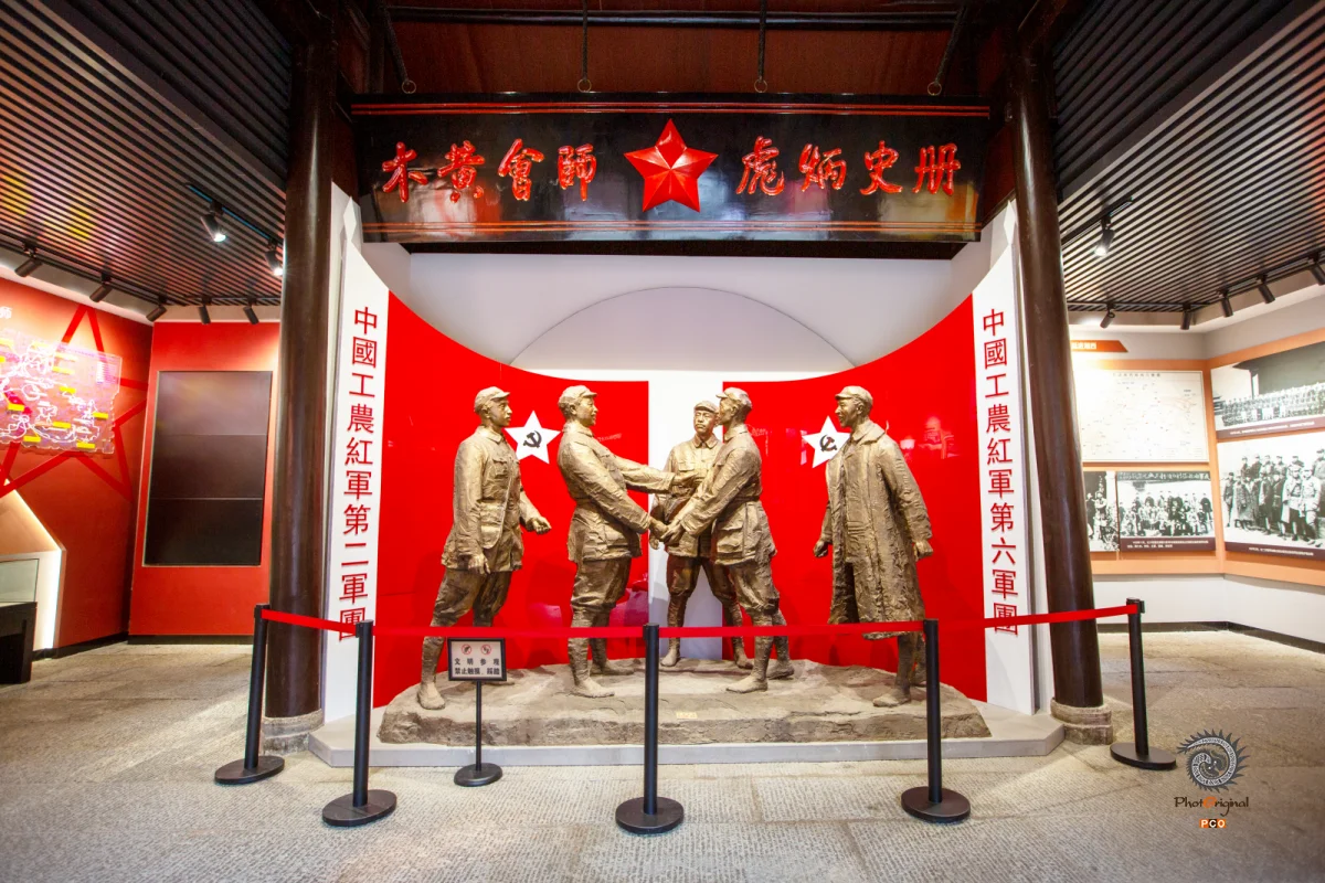 ​2024多彩贵州·第十七届中国原生态国际摄影大展 · 朱进 的图集