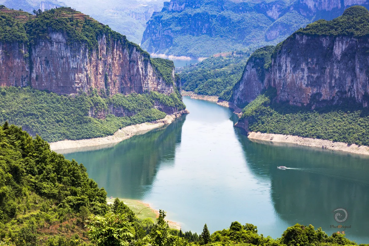 多彩贵州·第十四届中国原生态国际摄影大展 · 朱进 的图集