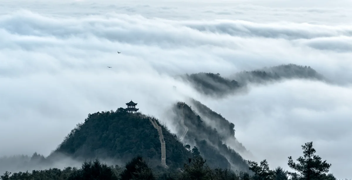 六盘水·水城 淡墨“雪山”